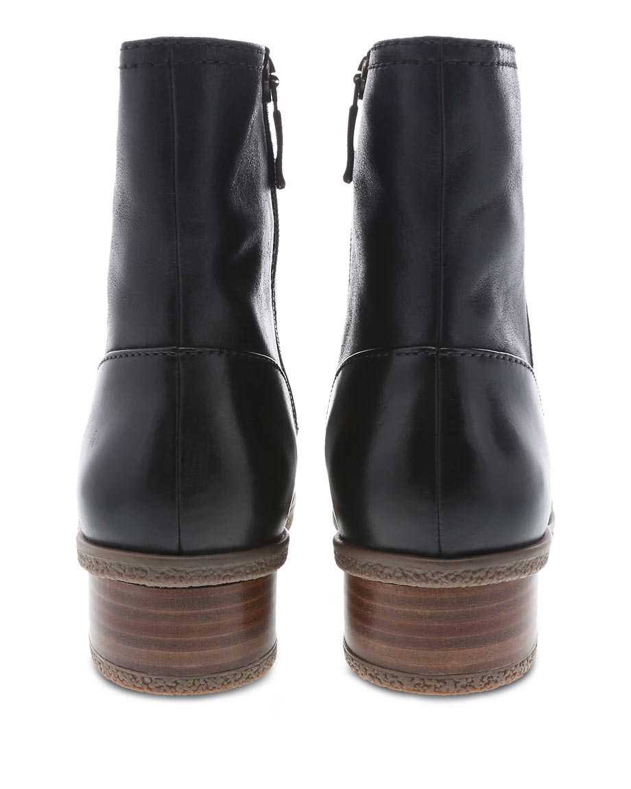 dansko bethanie waterproof boot